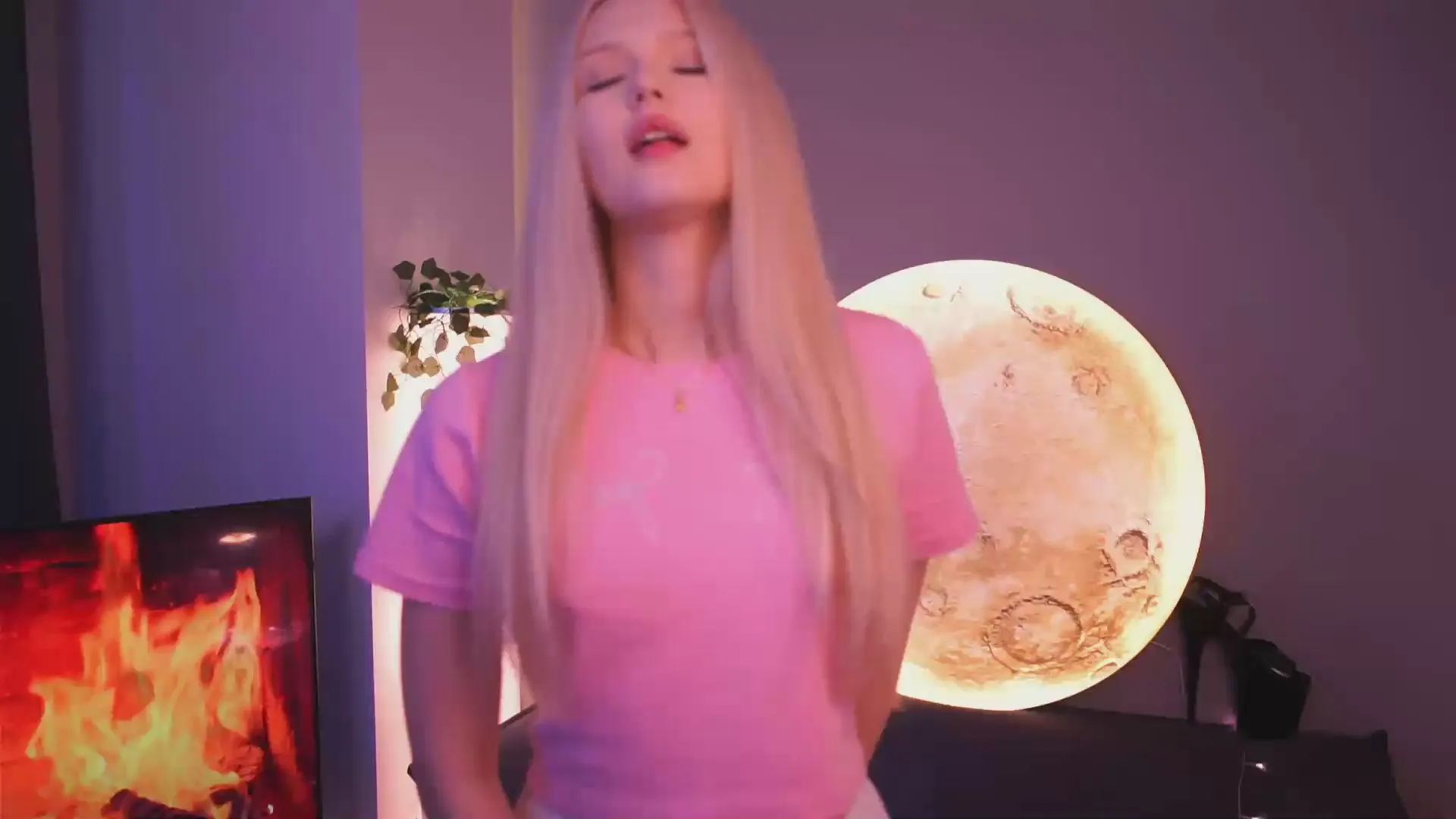 Offline MalindaBaughey on Cam4