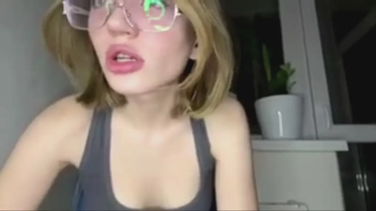 Offline MalissaFail on Cam4