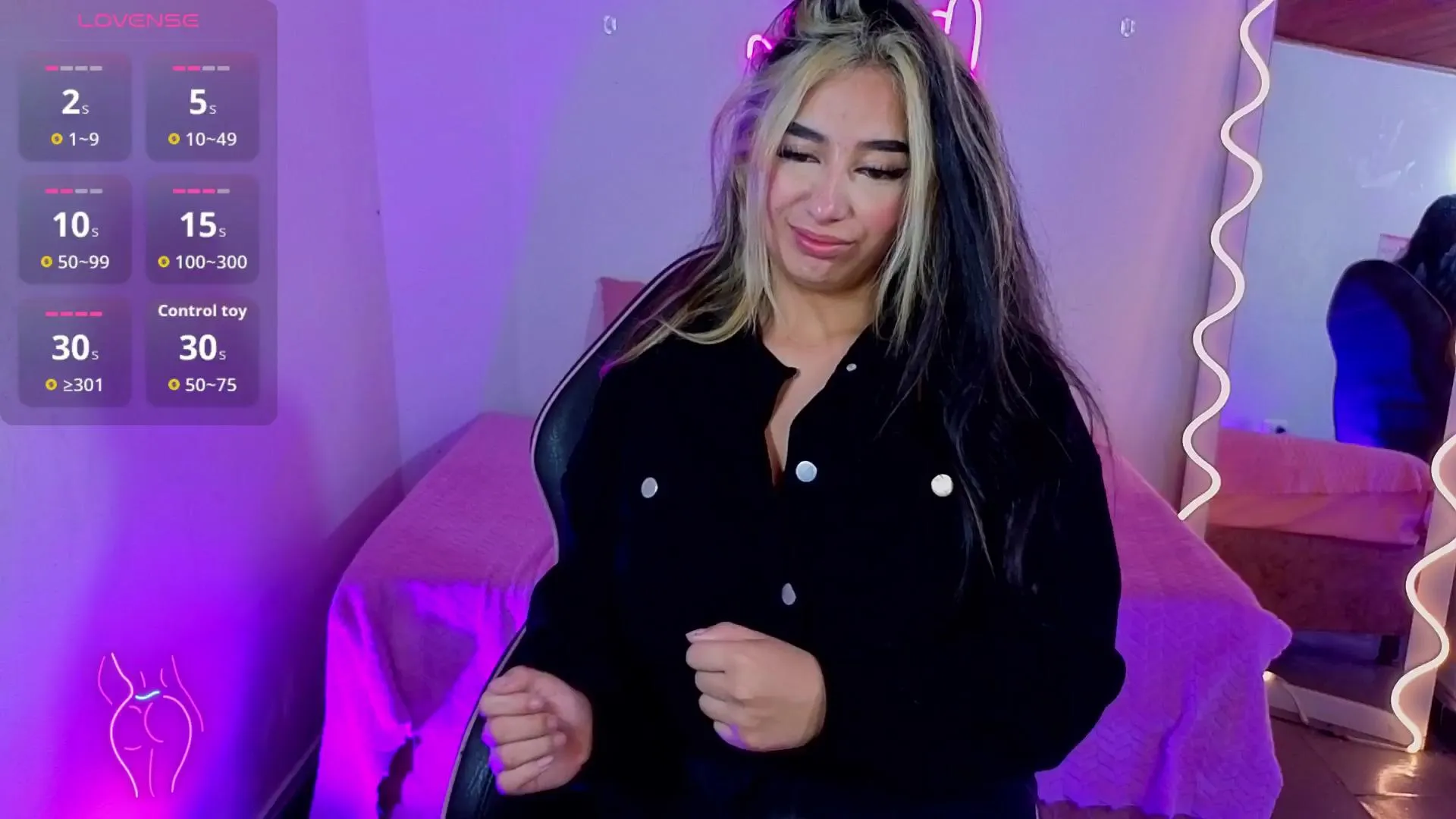 Offline Malory_tay on Cam4