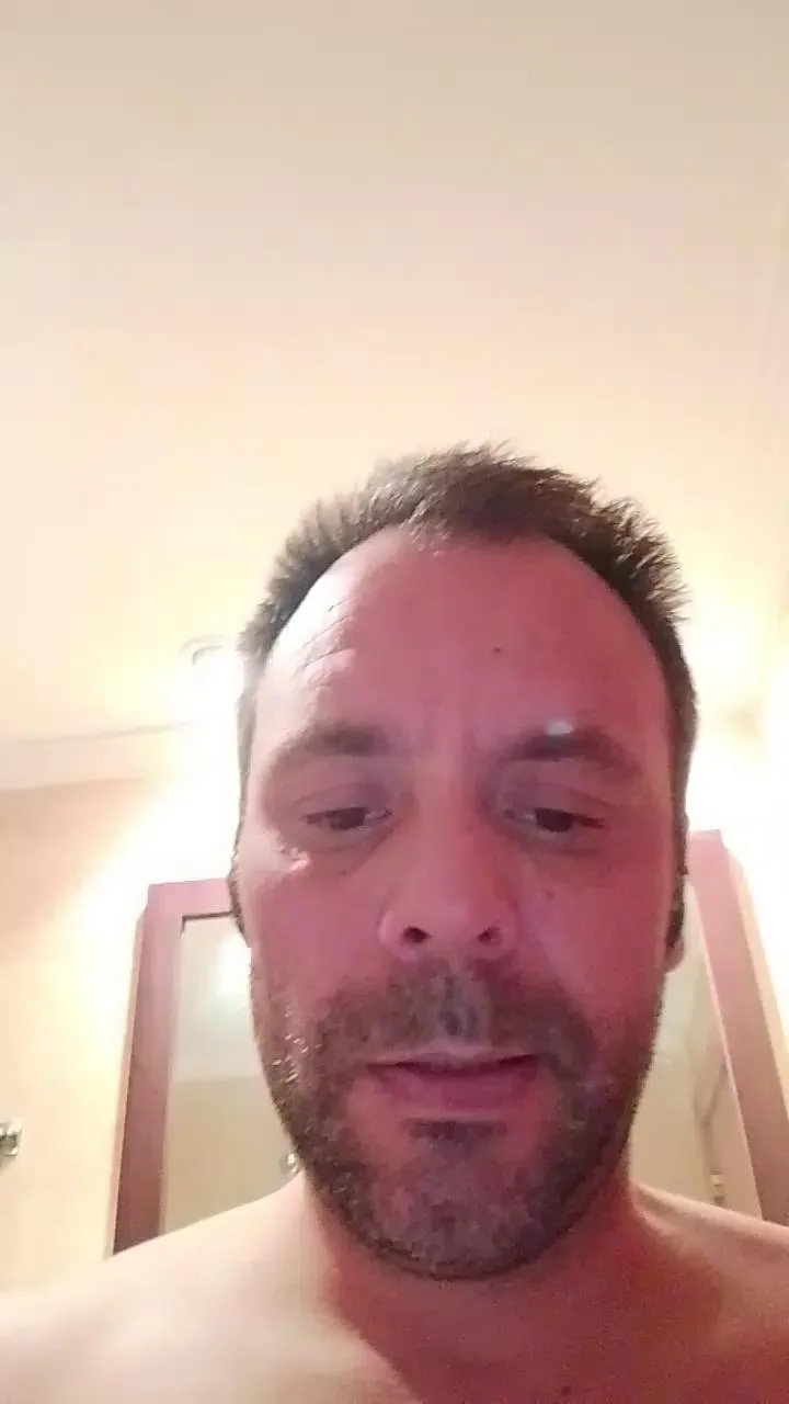 Offline Manchego85 on Cam4