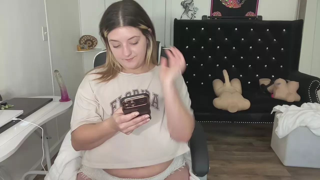 Offline maramaze on Cam4