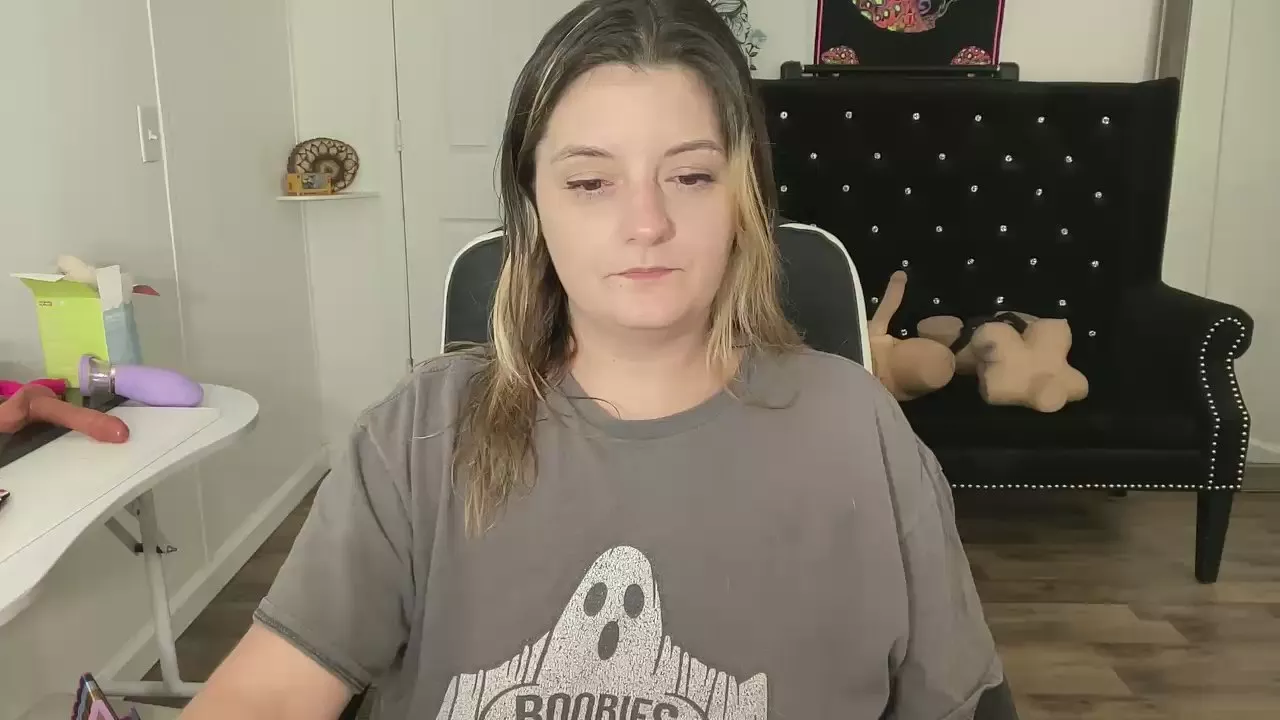 Offline maramaze on Cam4