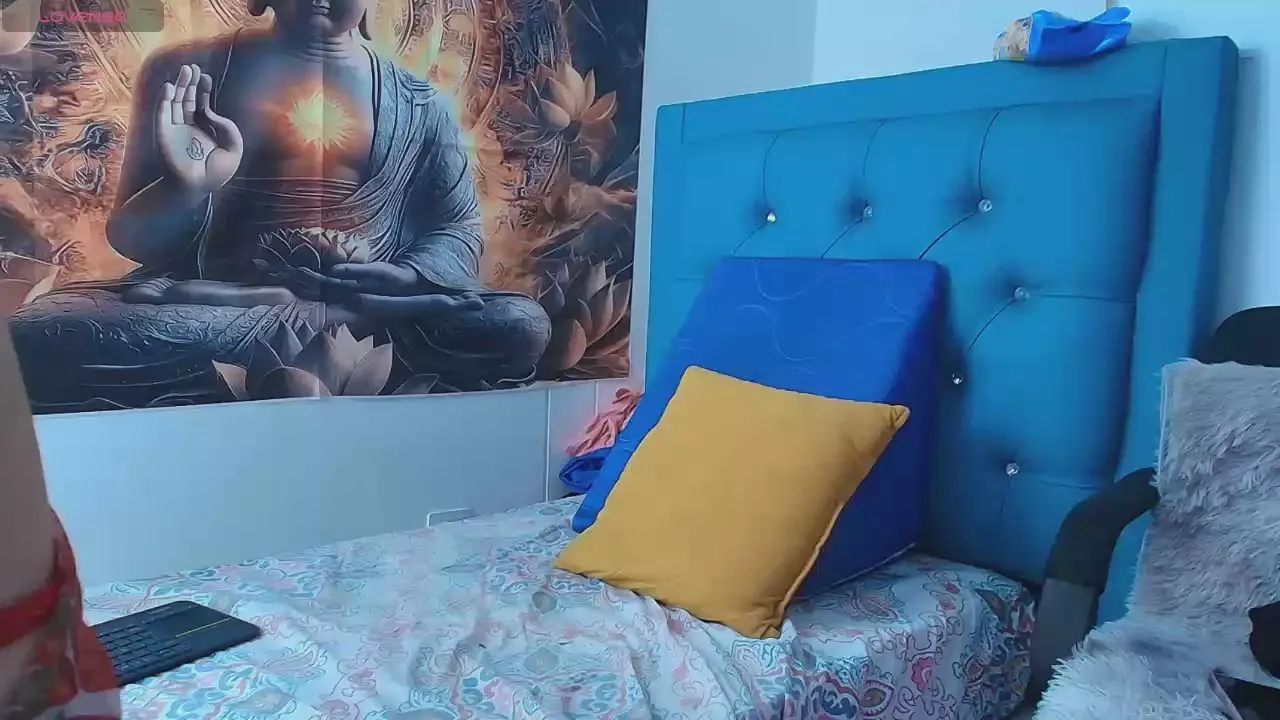 Offline marcelabell_ on Cam4