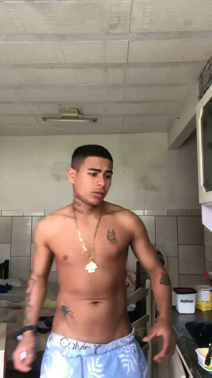 Offline MARENTO23CMM on Cam4