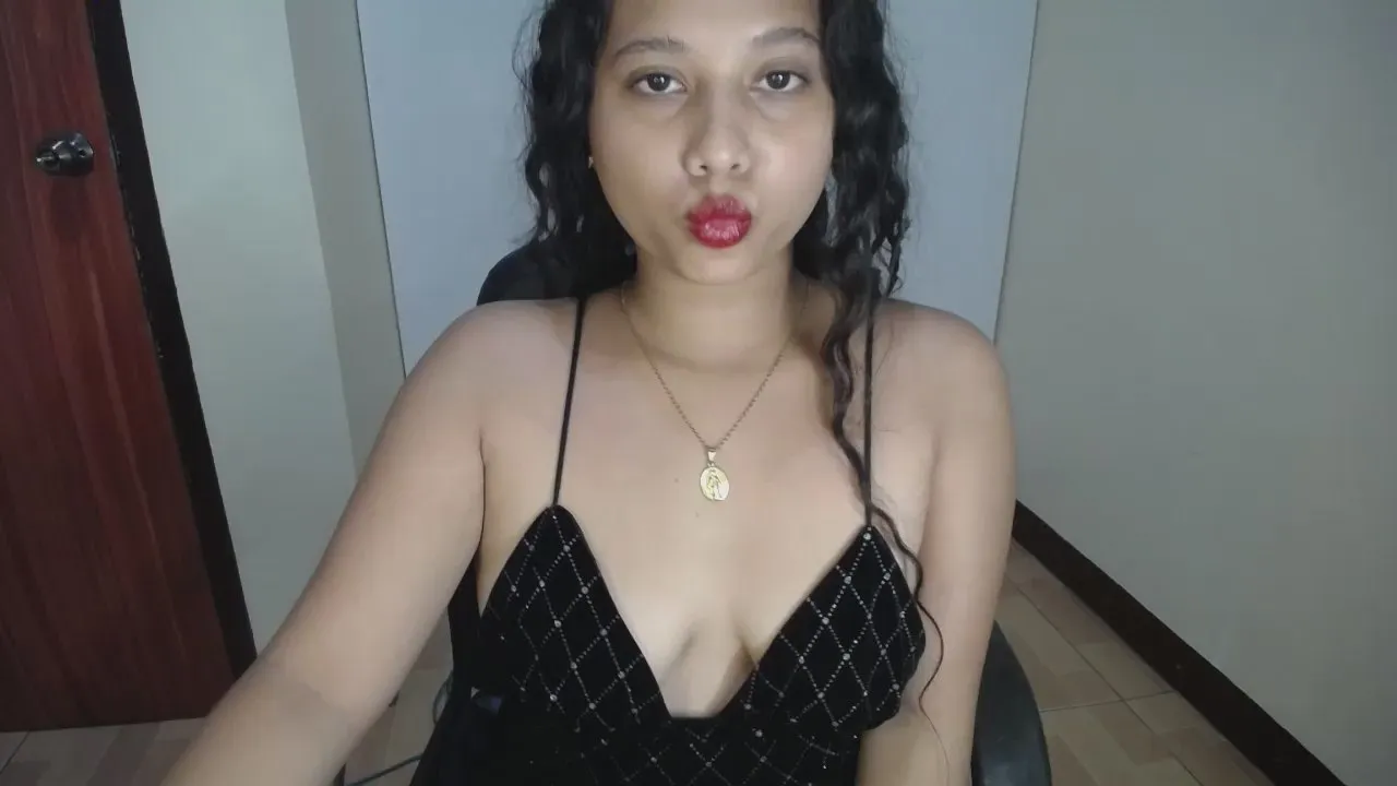 Offline Maria_stella on Cam4