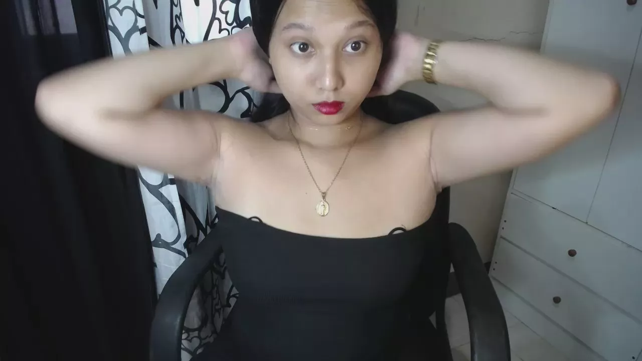 Offline Maria_stella on Cam4