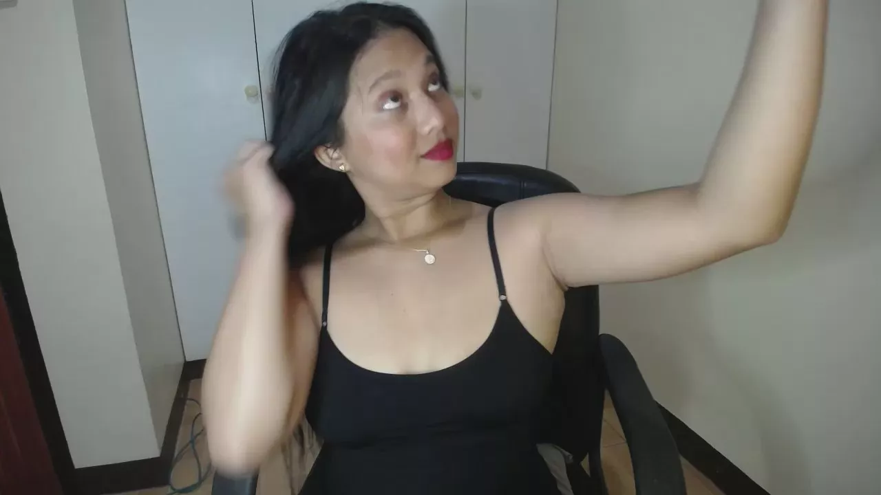 Offline Maria_stella on Cam4