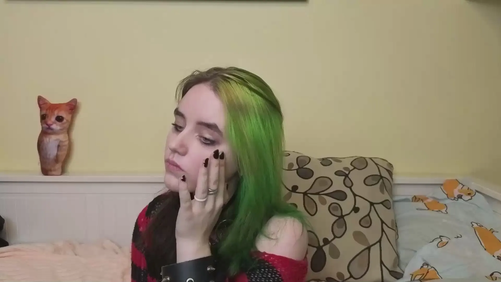 Offline MarianEdgin on Cam4