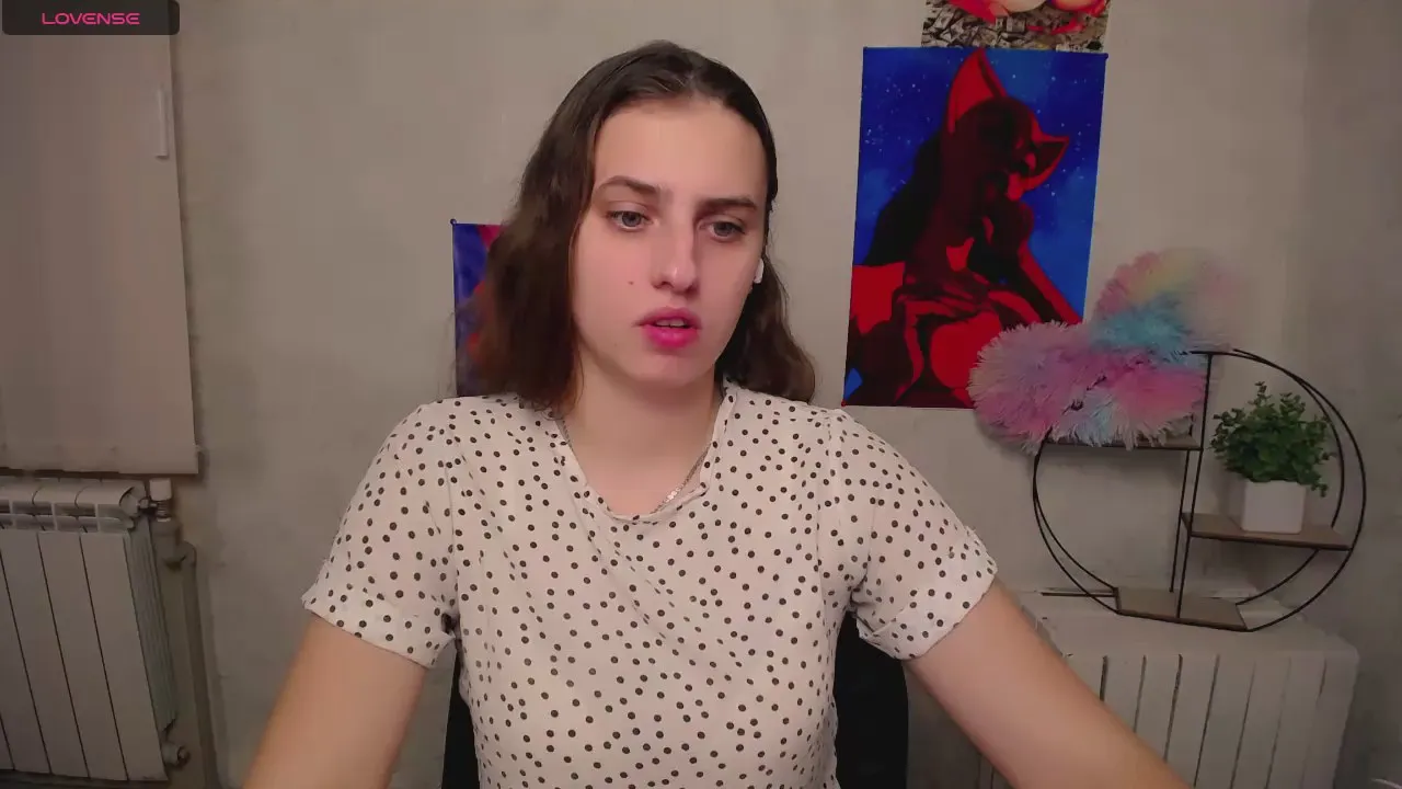 Offline MariaSmilee_ on Cam4