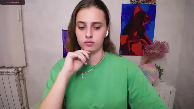 Offline MariaSmilee_ on Cam4