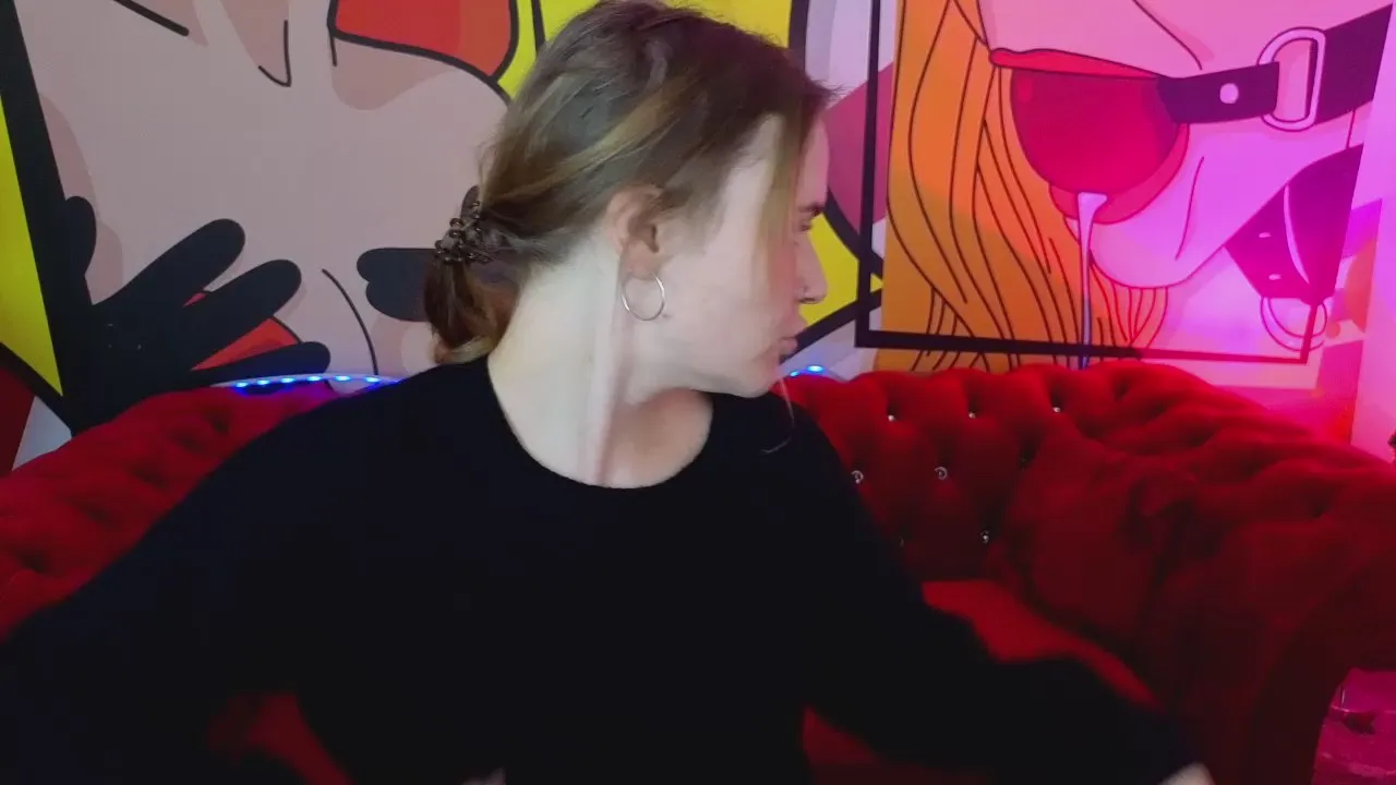 Offline MaribelRiverr on Cam4