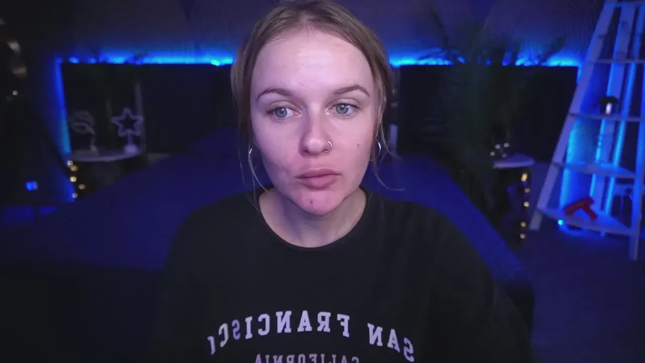 Offline MaribelRiverr on Cam4