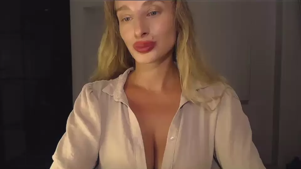 Offline MarilynBeauty on Cam4