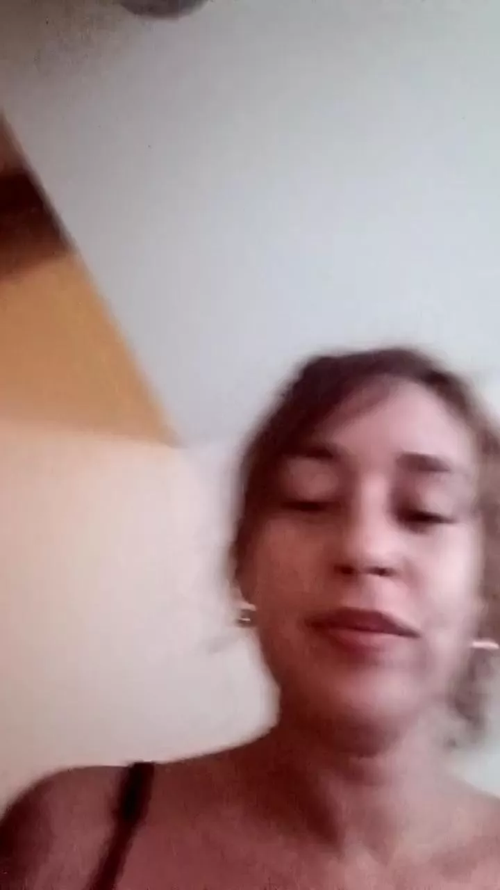 Offline marinabella_hot on Cam4