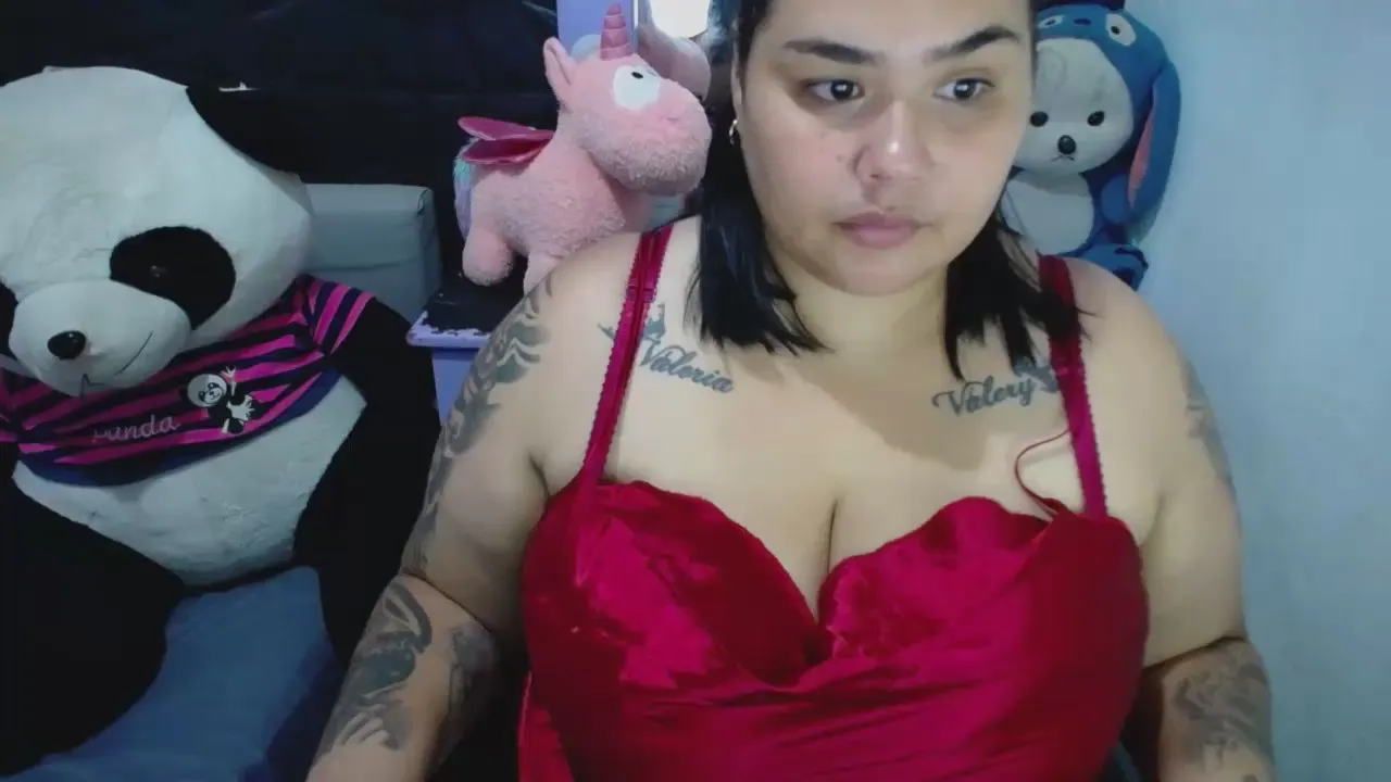 Freechat MarinaBusty_ on Cam4