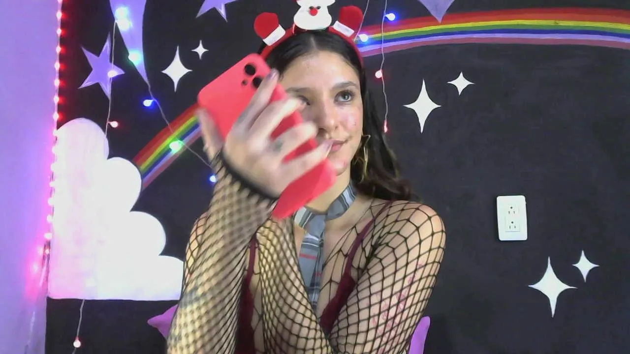 Offline mariposa_violet on Cam4