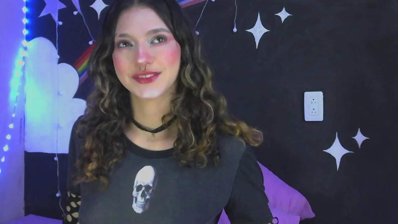 Offline mariposa_violet on Cam4