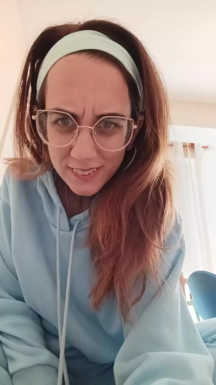 Offline Mariposatoy on Cam4