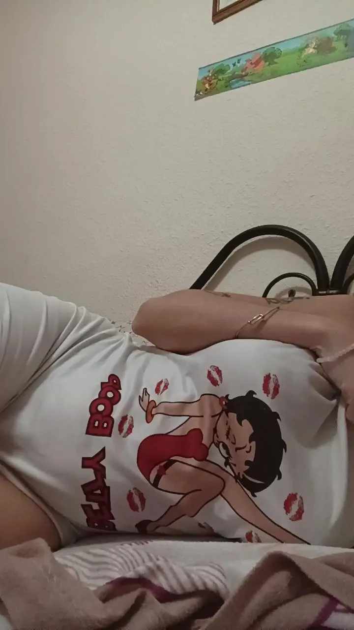 Offline Mariposatoy on Cam4