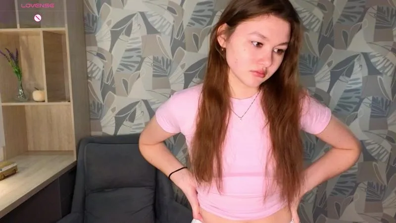 Freechat MarnieBialek on Cam4