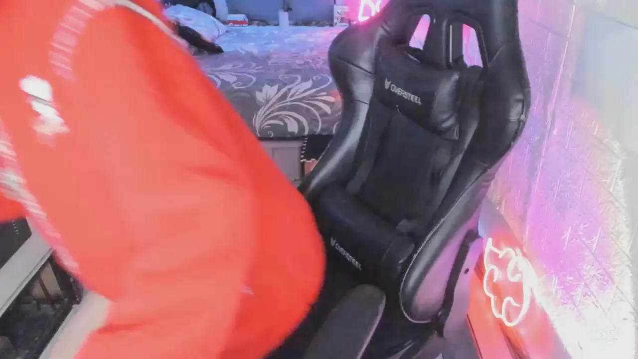 Offline MartesBratty on Cam4