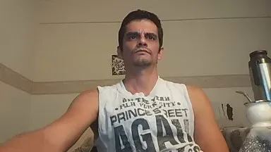 Offline martinllll on Cam4