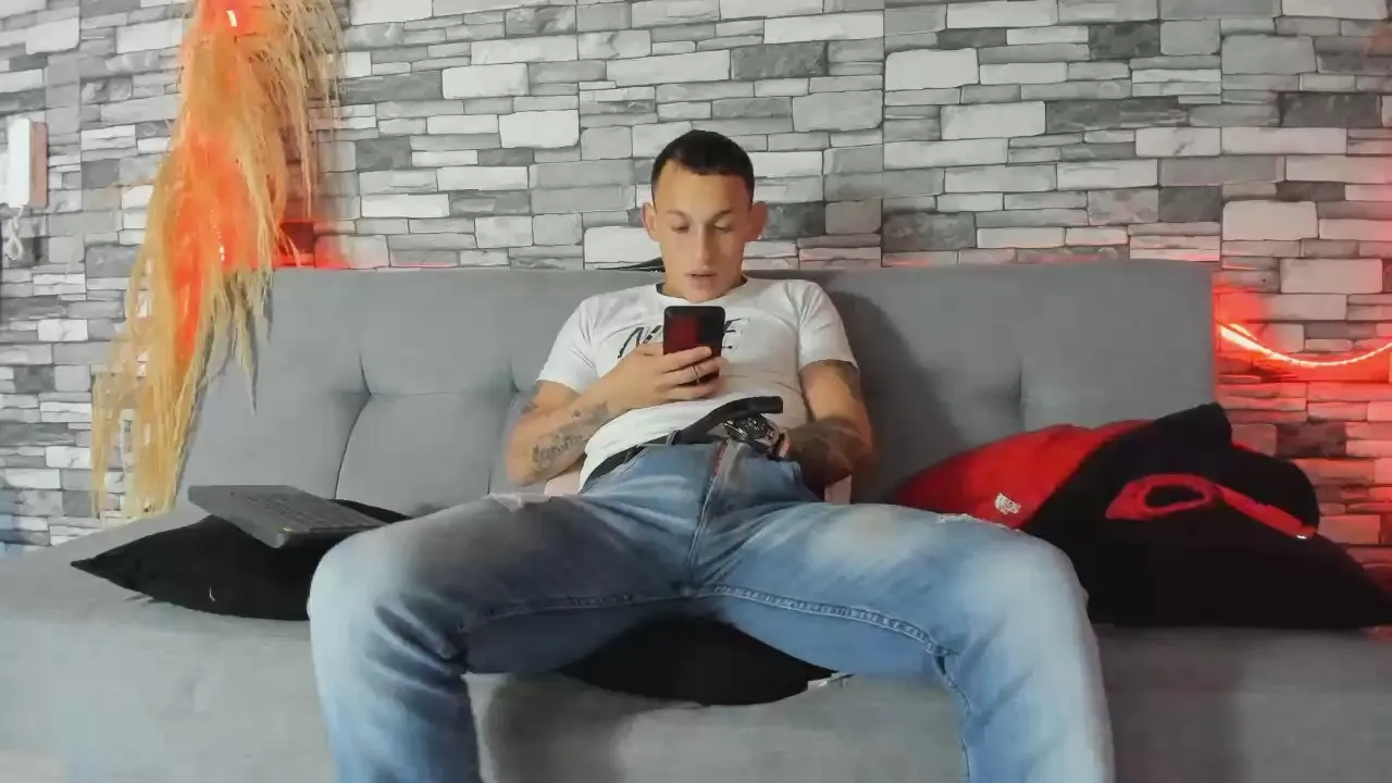 Freechat Masterblue_hot on Cam4