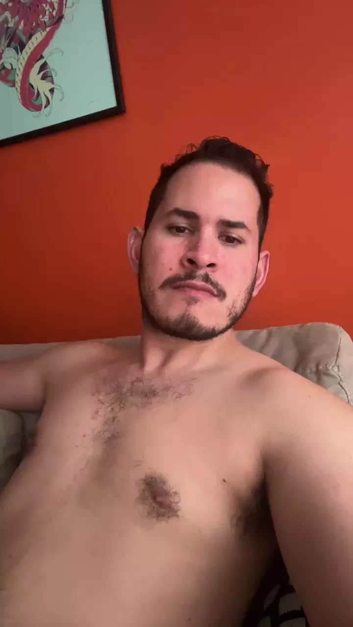 Offline masterrr0d on Cam4