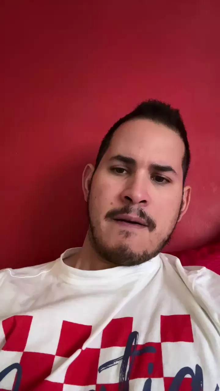 Offline masterrr0d on Cam4