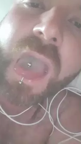 Offline matadorv on Cam4