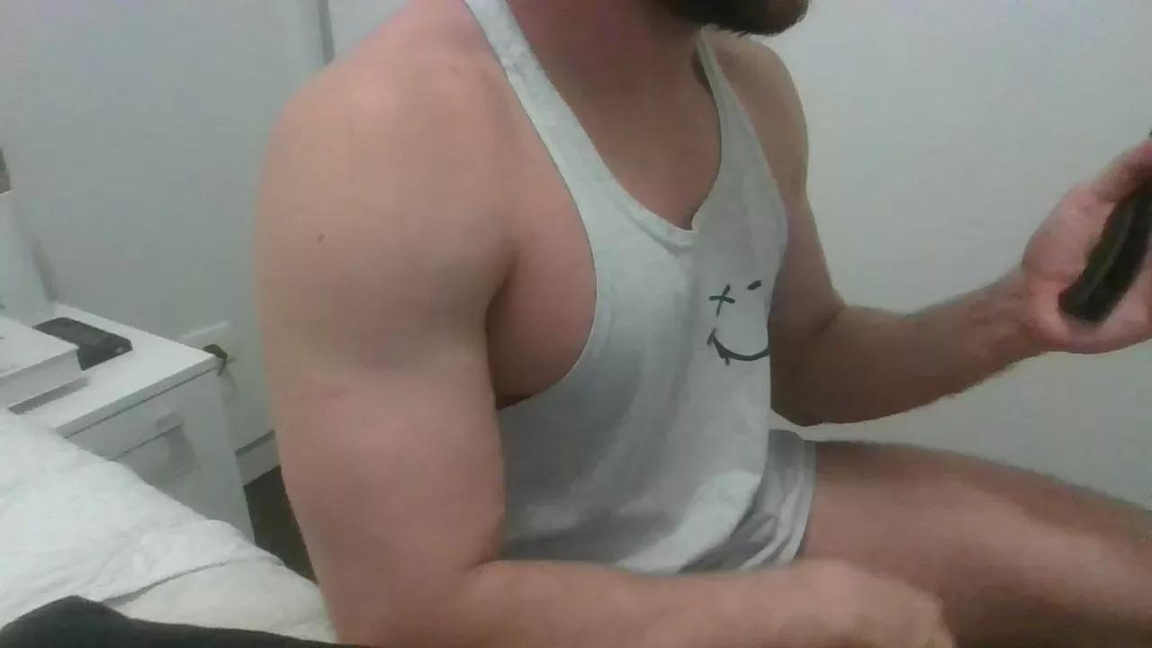 Matteozin from Cam4