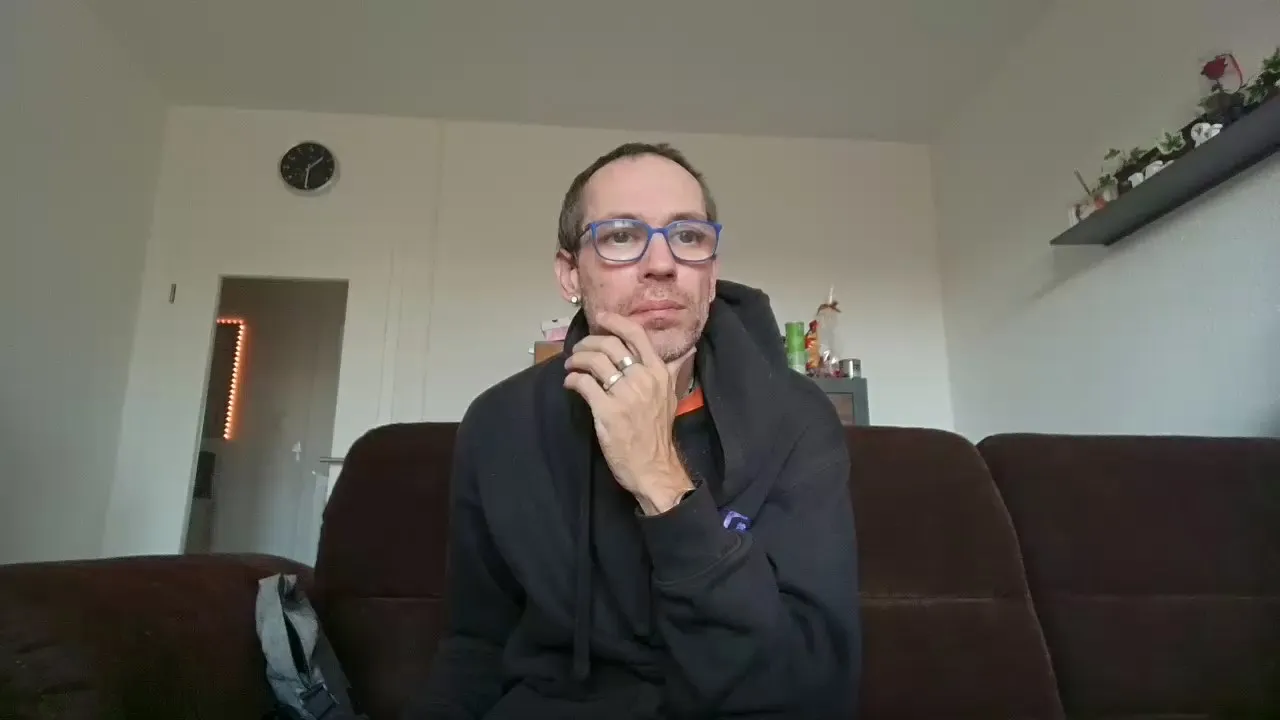 Freechat Matzesaw on Cam4