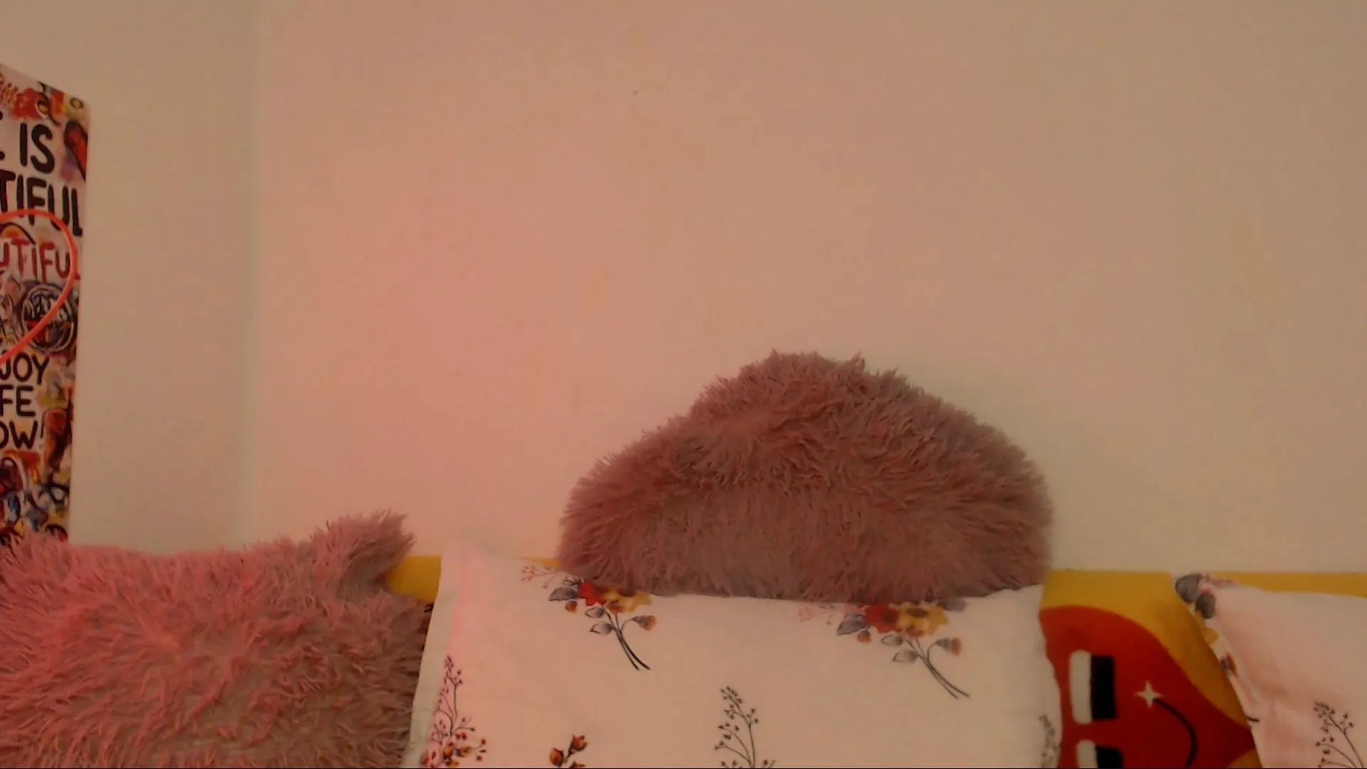 Offline mayabigtits on Cam4