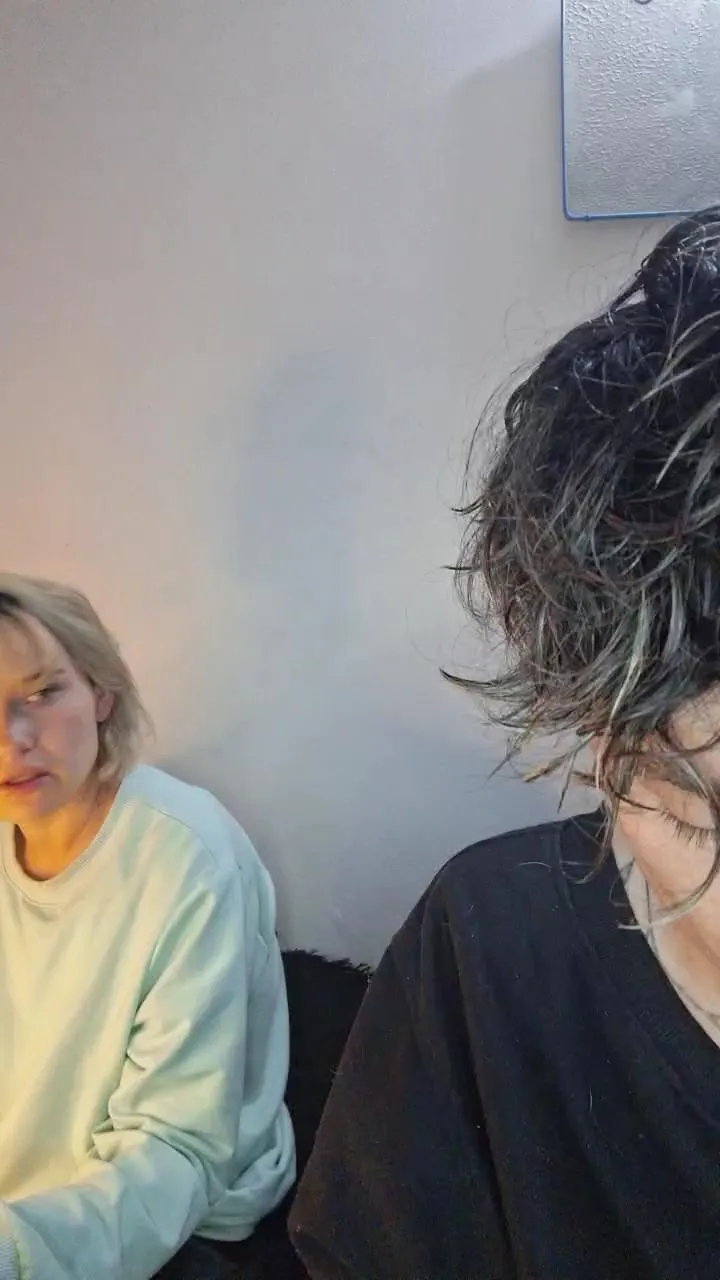 Freechat Megan222_ on Cam4