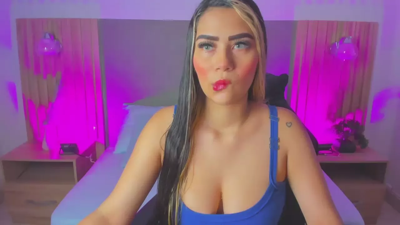 Freechat megan_rossee on Cam4