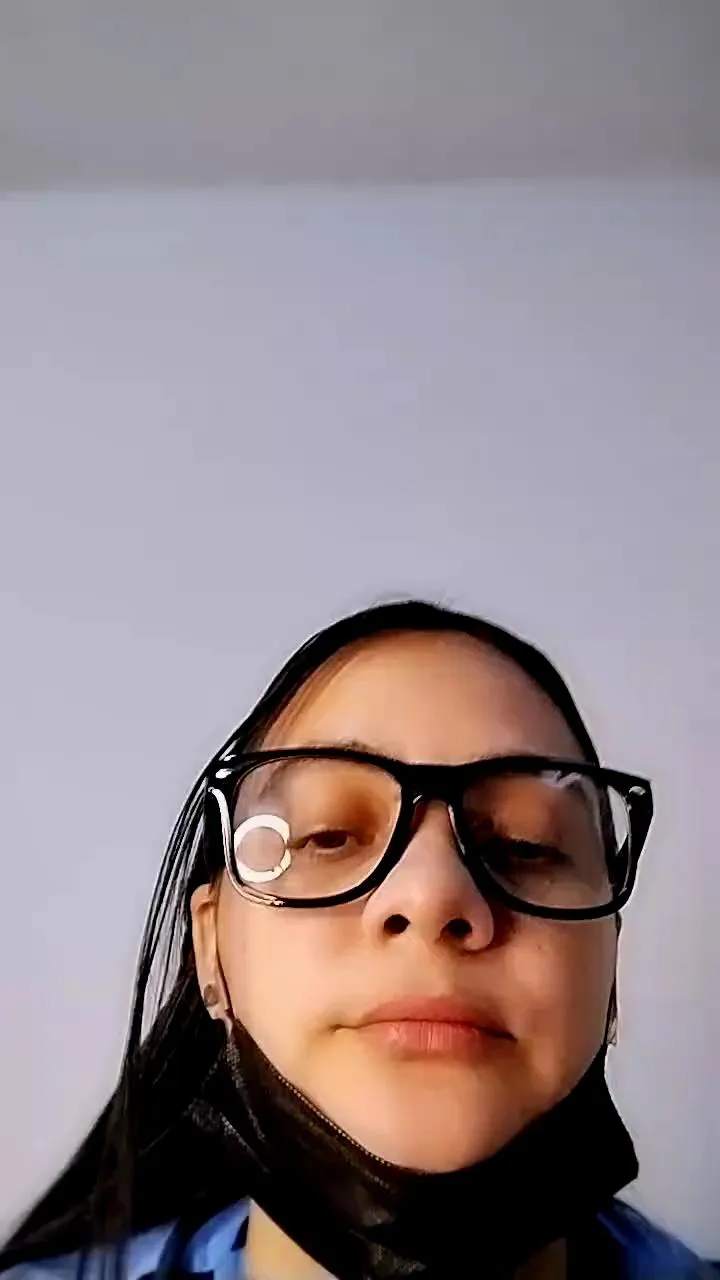 Offline MEGAN_X0 on Cam4