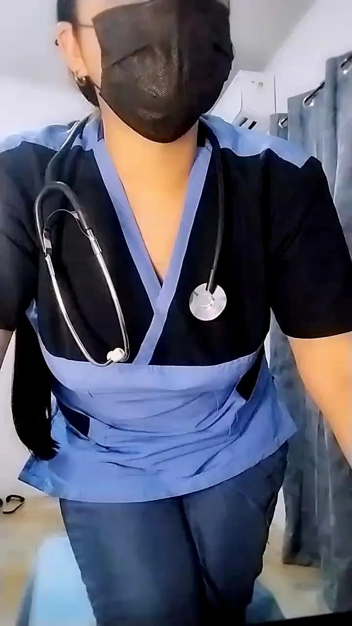 Offline MEGAN_X0 on Cam4