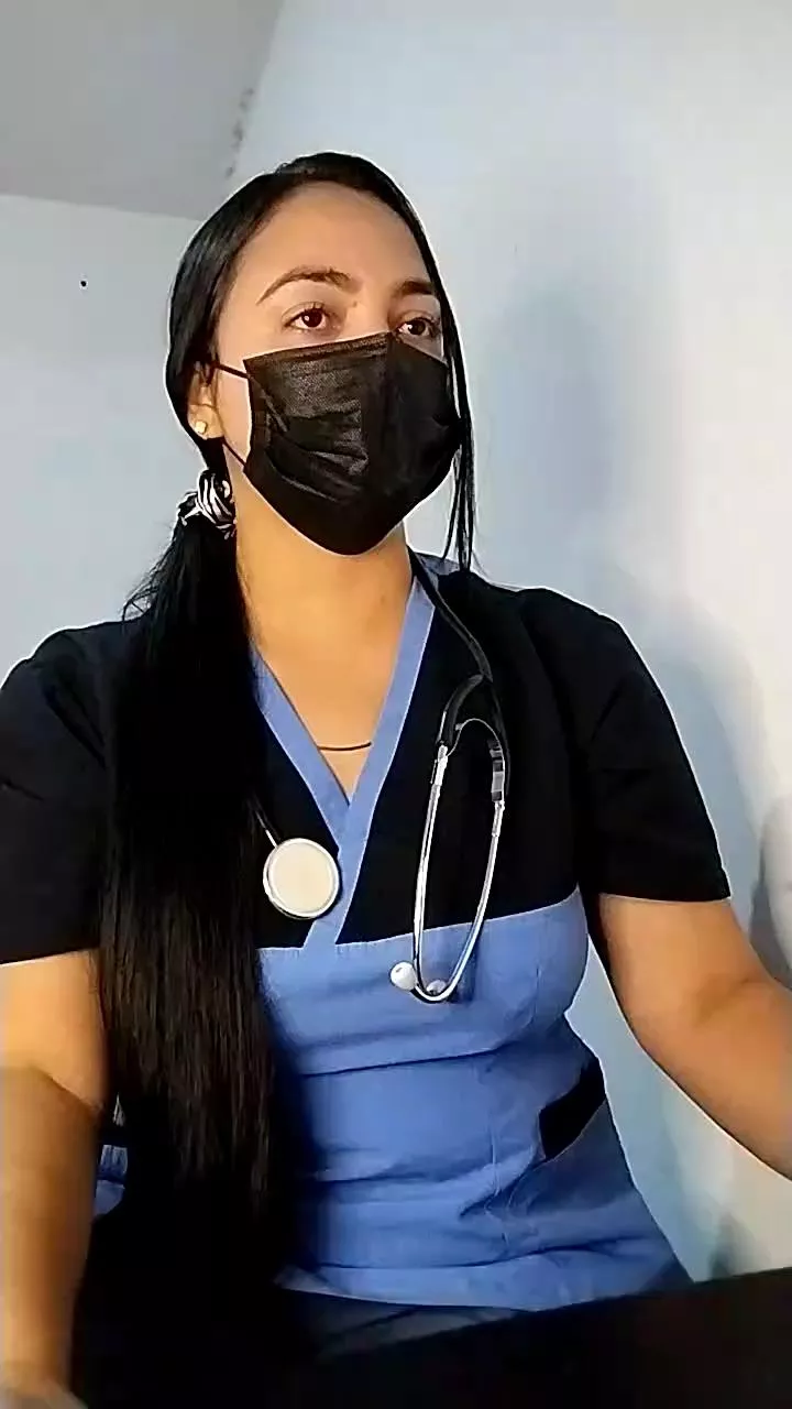 Offline MEGAN_X0 on Cam4