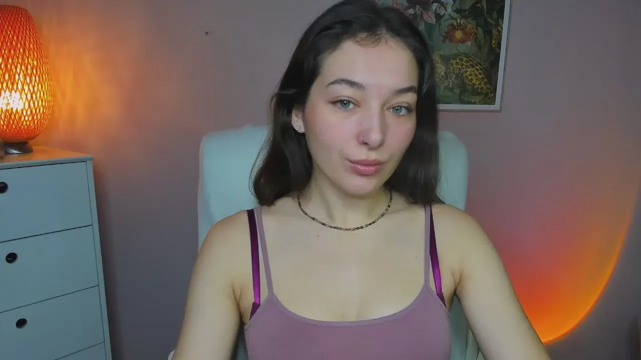 Offline MeganPleasure on Cam4