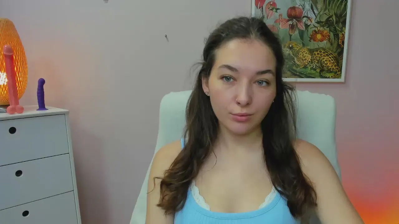 Offline MeganPleasure on Cam4