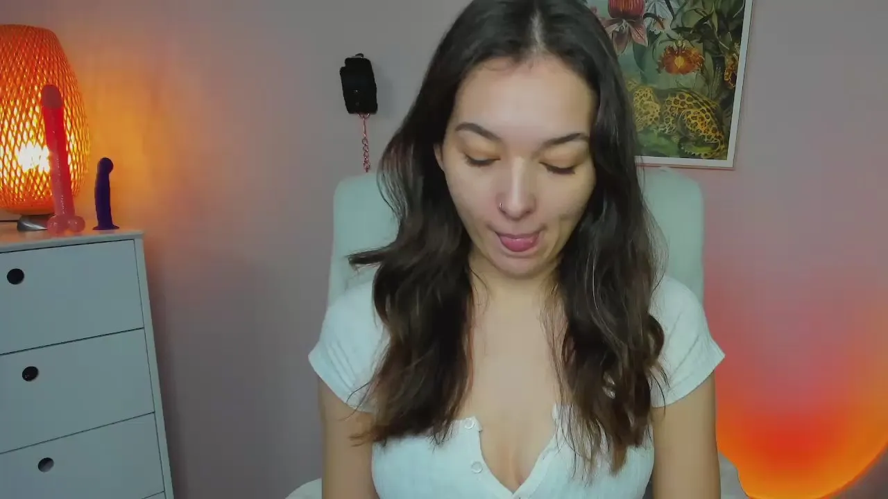 Offline MeganPleasure on Cam4