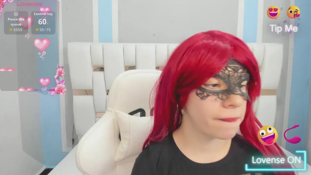 Freechat meganqueen2 on Cam4