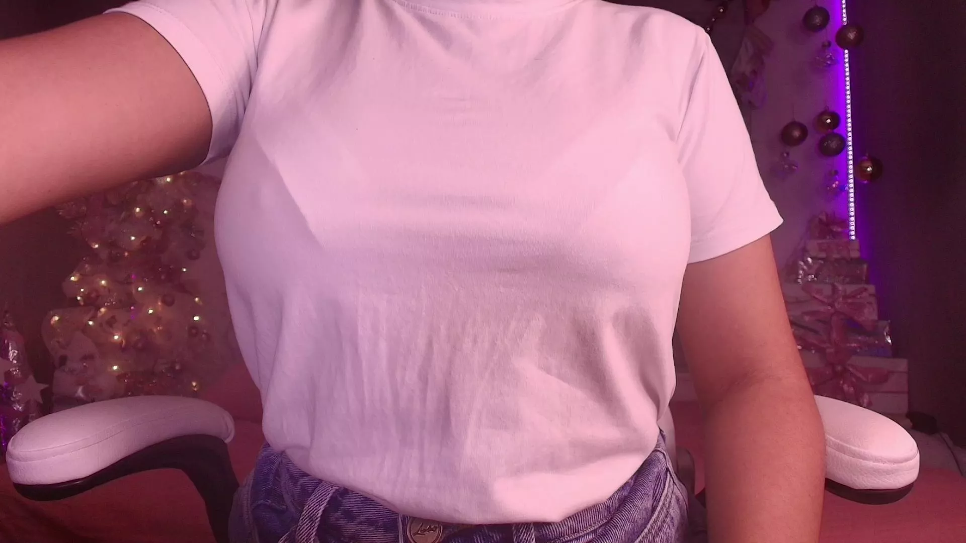 Freechat megansan on Cam4