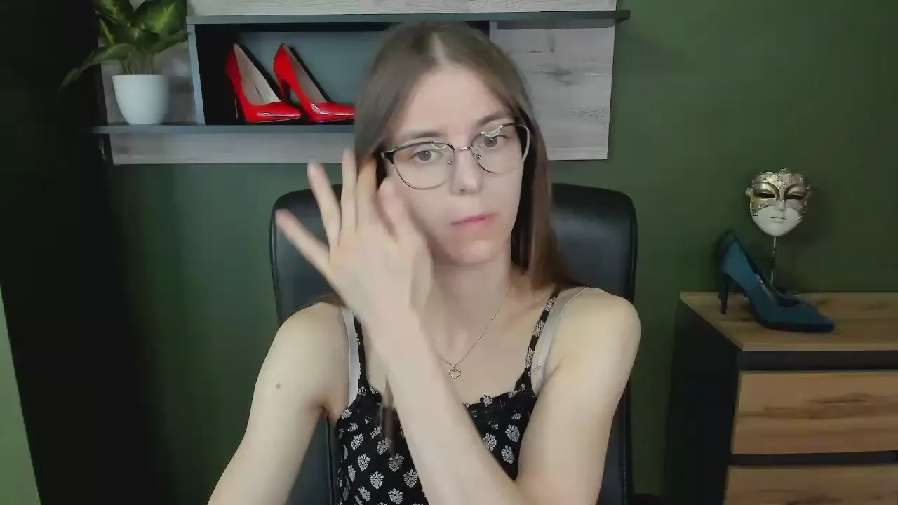 Offline Megi_Sensual on Cam4