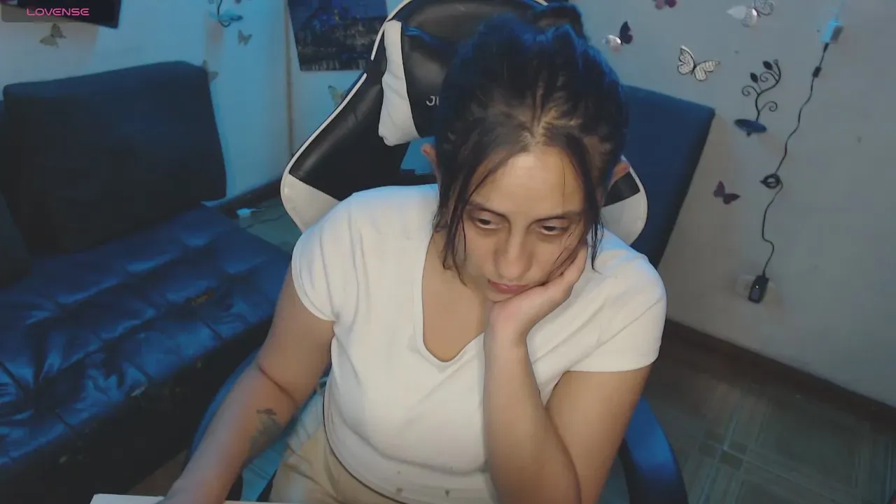 Offline mel_raise on Cam4