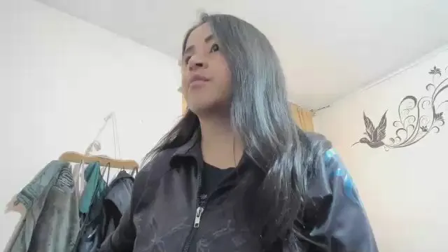 Offline melissa_shy1 on Cam4