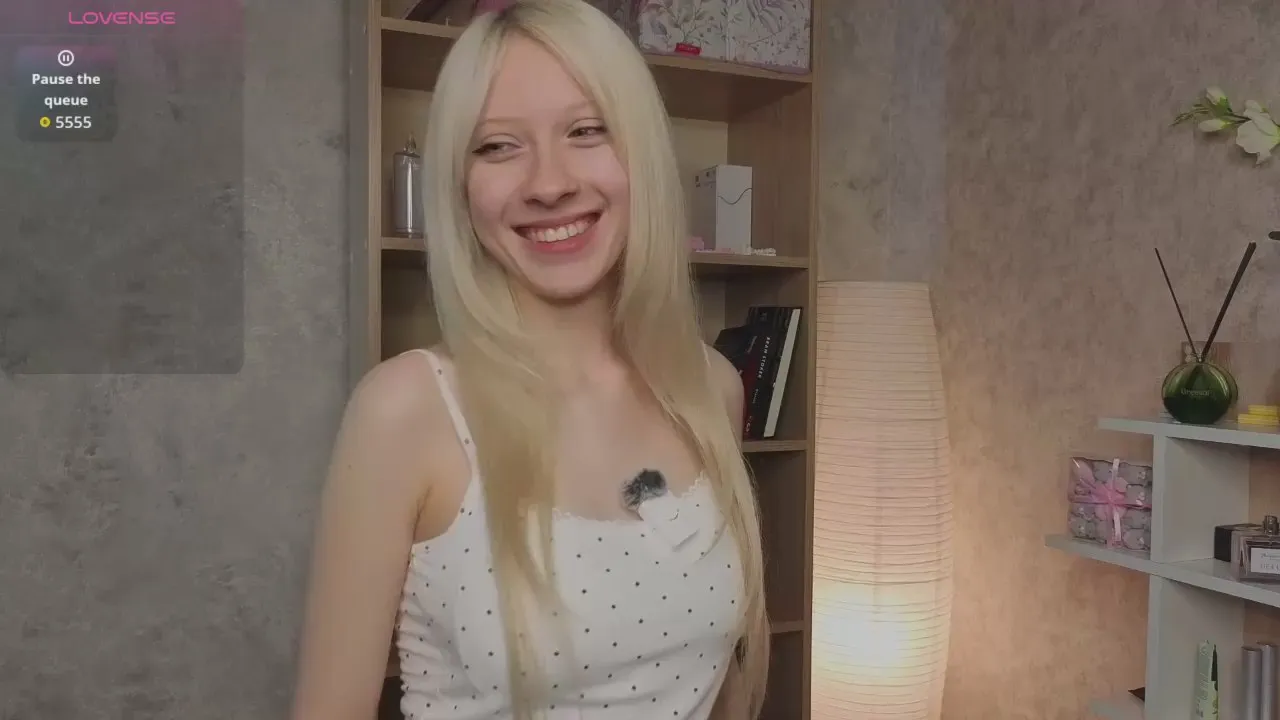 Offline MerciaAshmore on Cam4