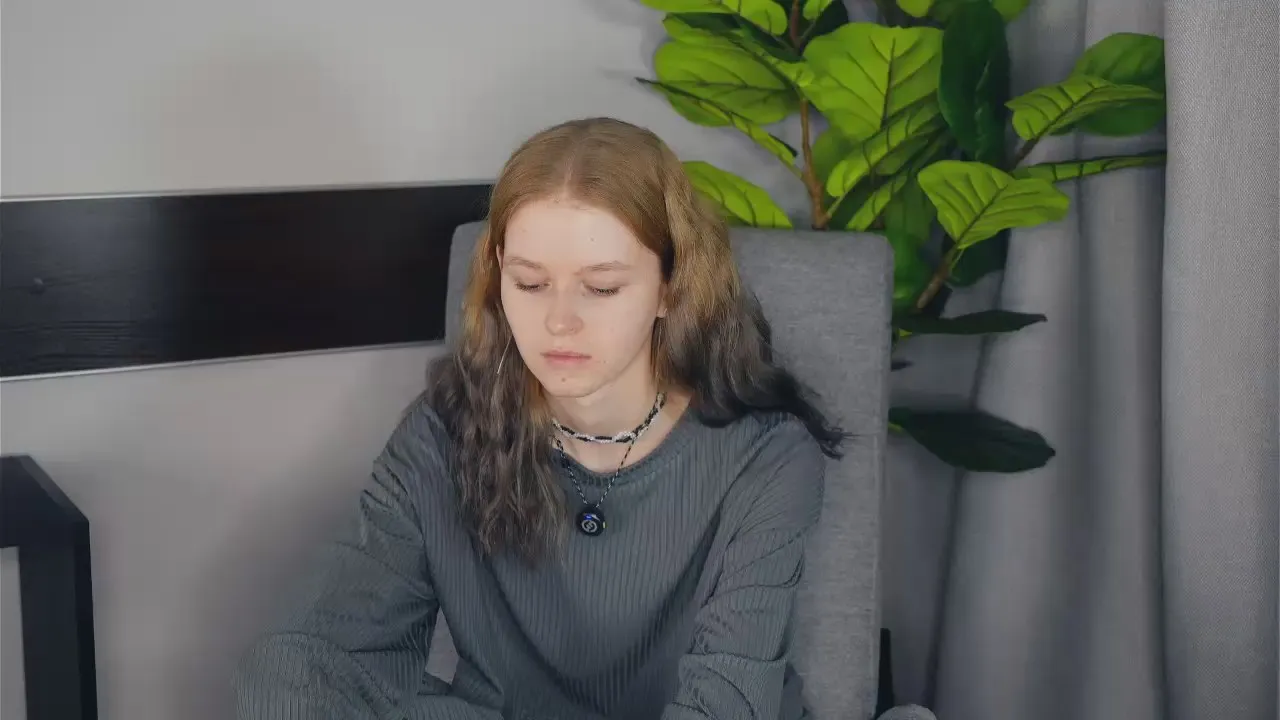 MertieAlie —  #masturbation #squirt #striptease #cum #cute #pussy #ass