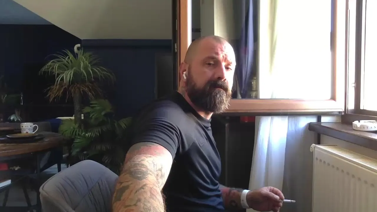 Offline MexxxAly on Cam4