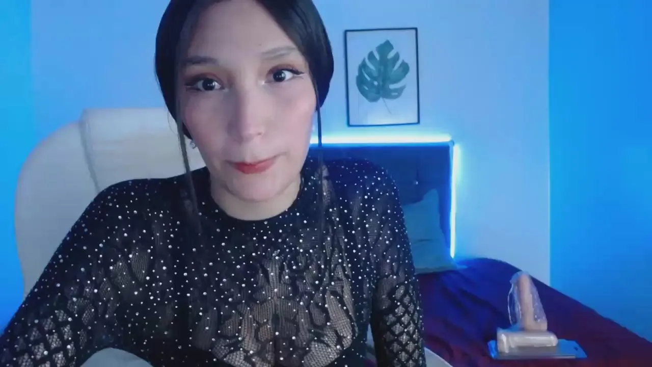 Offline mia_collens_ on Cam4